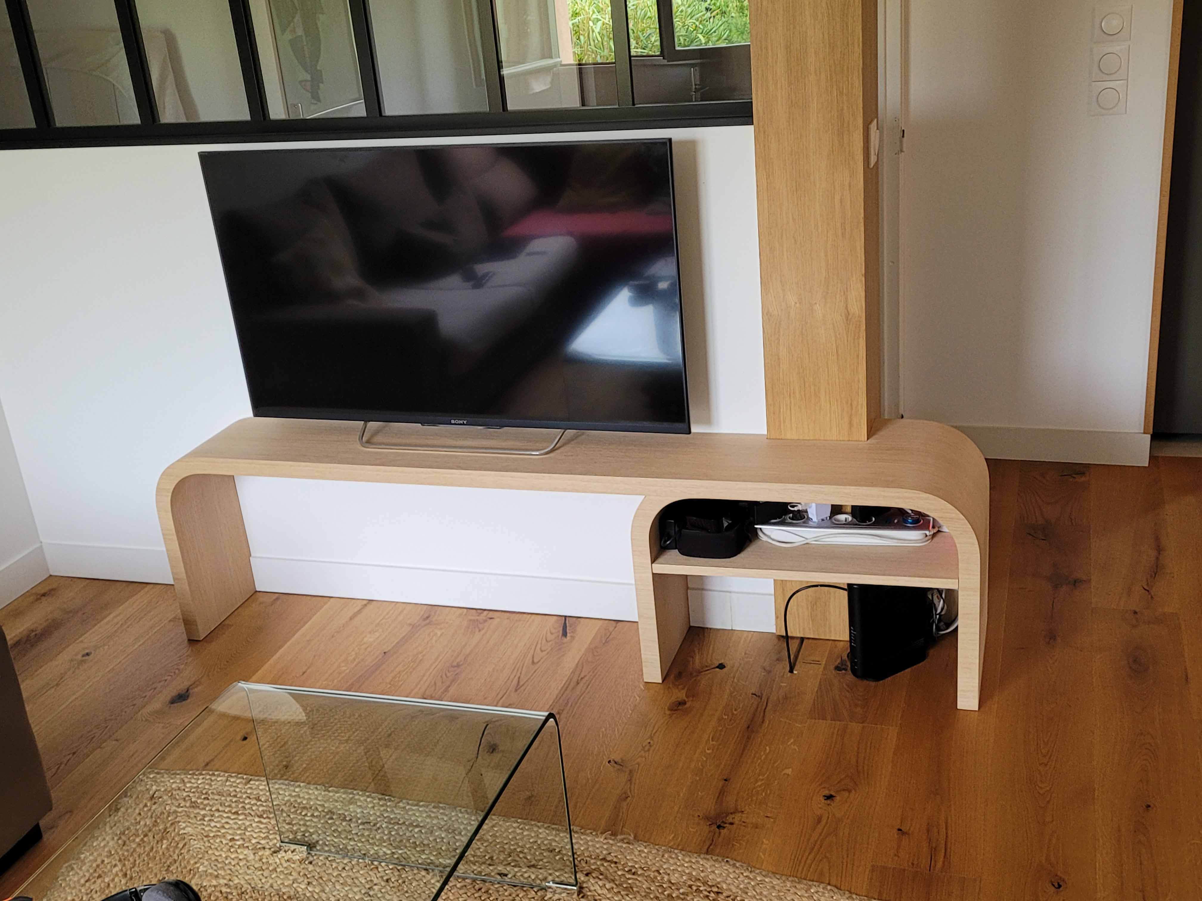 ebeniste La Roquette-sur-Siagne-ebenisterie marine Cannes-menuisier ebeniste Mandelieu-la-Napoule-mobilier de bateau Cannes-charpentier naval Antibes